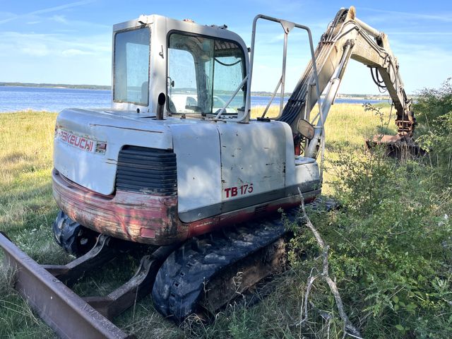 Takeuchi TB175 7,5 tons