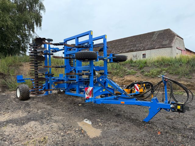 New Holland STC500T