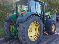 John Deere 6320 SE M/FRONTLÆSSER - Traktorer - Traktorer 4 wd - 4