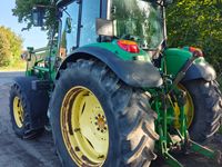 John Deere 6320 SE M/FRONTLÆSSER - Traktorer - Traktorer 4 wd - 2
