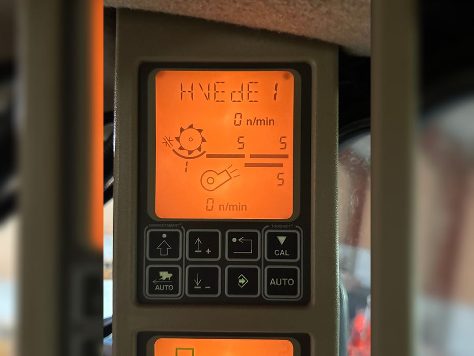 John Deere C670i - AutoTrac Ready C670i - Høstmaskiner - Mejetærskere - 15