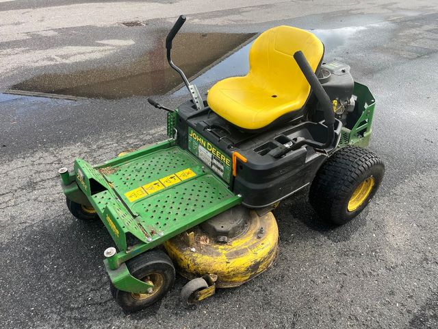 John Deere Zero Z 335E Hydrostat