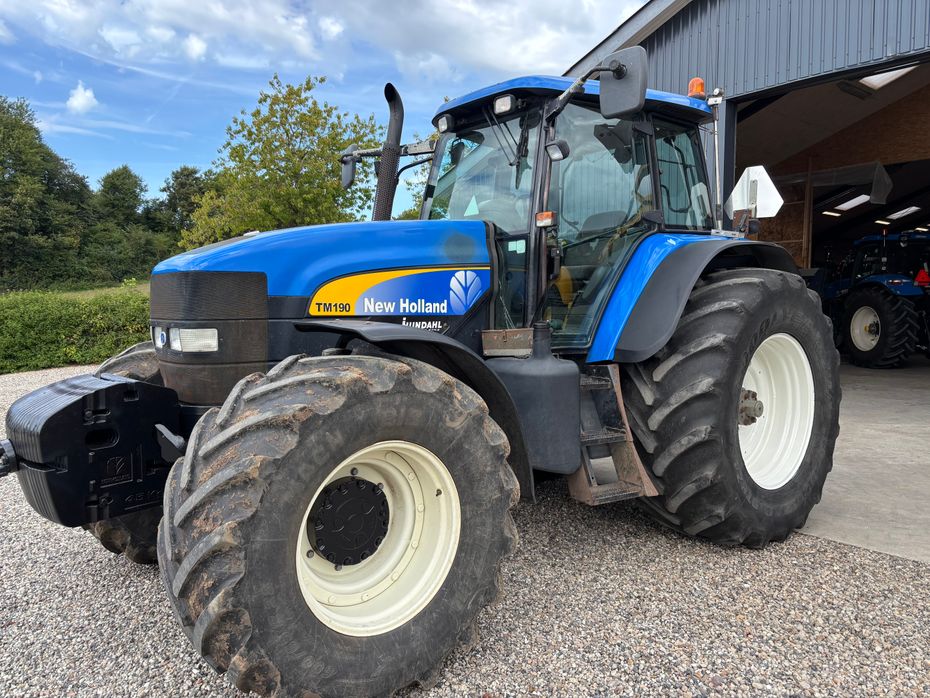 New Holland TM 190 Supersteer - Traktorer - Traktorer 4 wd - 2