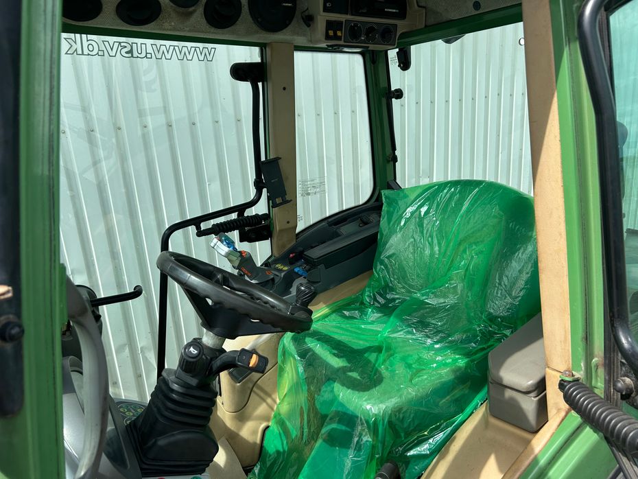Fendt 210 F Vario TMS Med Front PTO - Traktorer - Traktorer 4 wd - 11