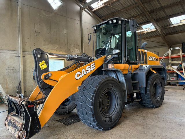 Case 621G
