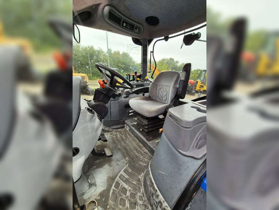 New Holland TS110A / kun 3.500 driftstimer / frontlift og PTO / Electro command - Traktorer - Traktorer 4 wd - 13