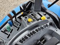 New Holland TS110A / kun 3.500 driftstimer / frontlift og PTO / Electro command - Traktorer - Traktorer 4 wd - 15