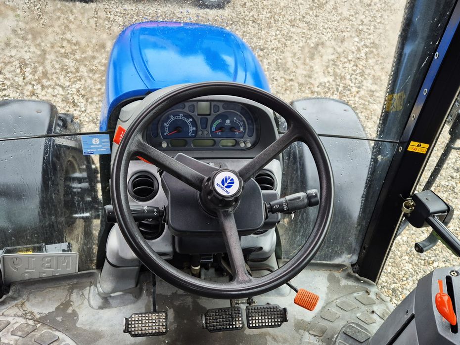 New Holland TS110A / kun 3.500 driftstimer / frontlift og PTO / Electro command - Traktorer - Traktorer 4 wd - 14