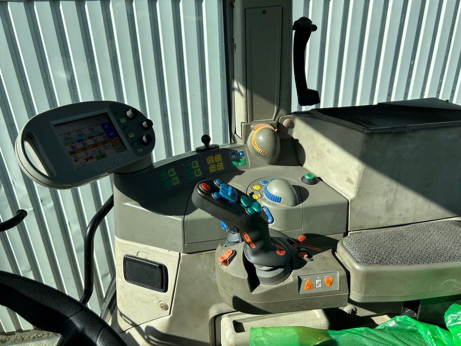 Fendt 820 Vario TMS Med luftbremser - Traktorer - Traktorer 4 wd - 12
