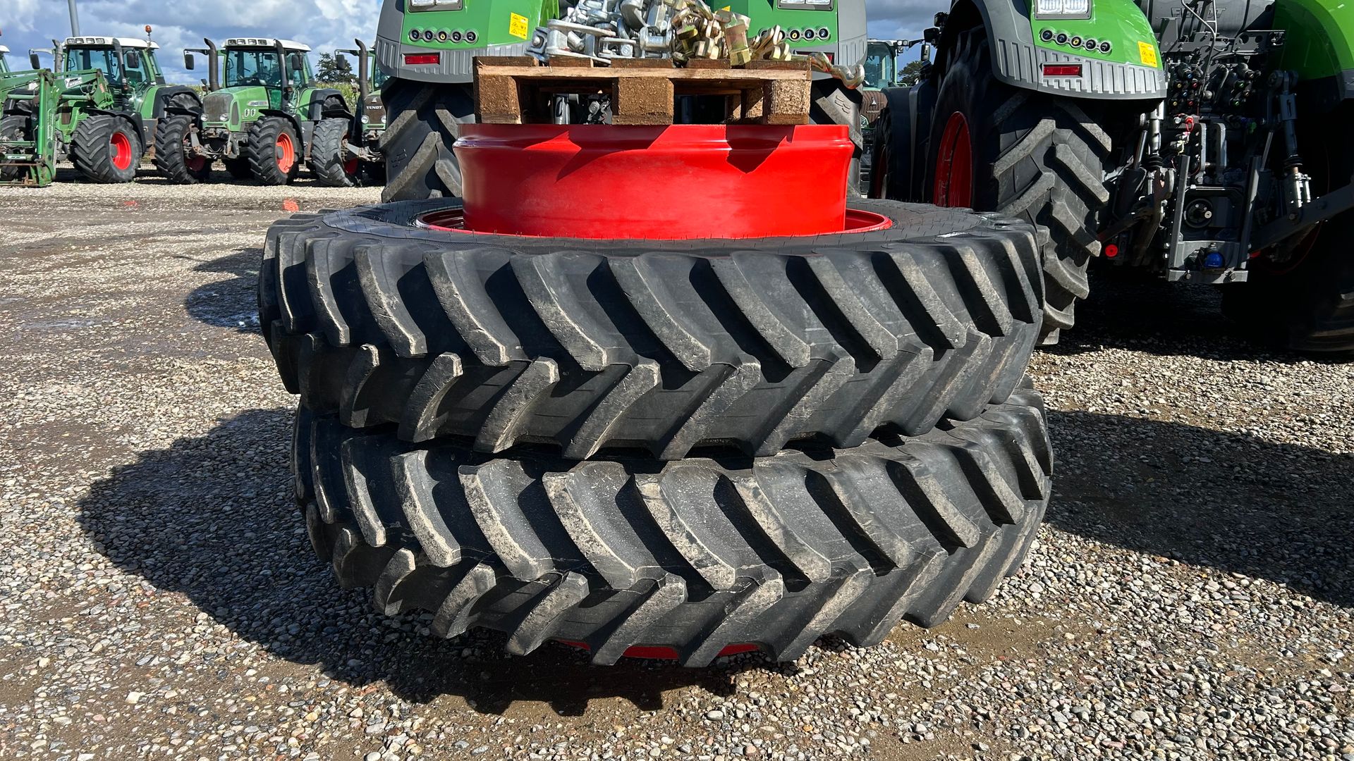 Alliance 480/95R54-46 + 520/70R38-38 til Fendt 1000 serie Demo sæt