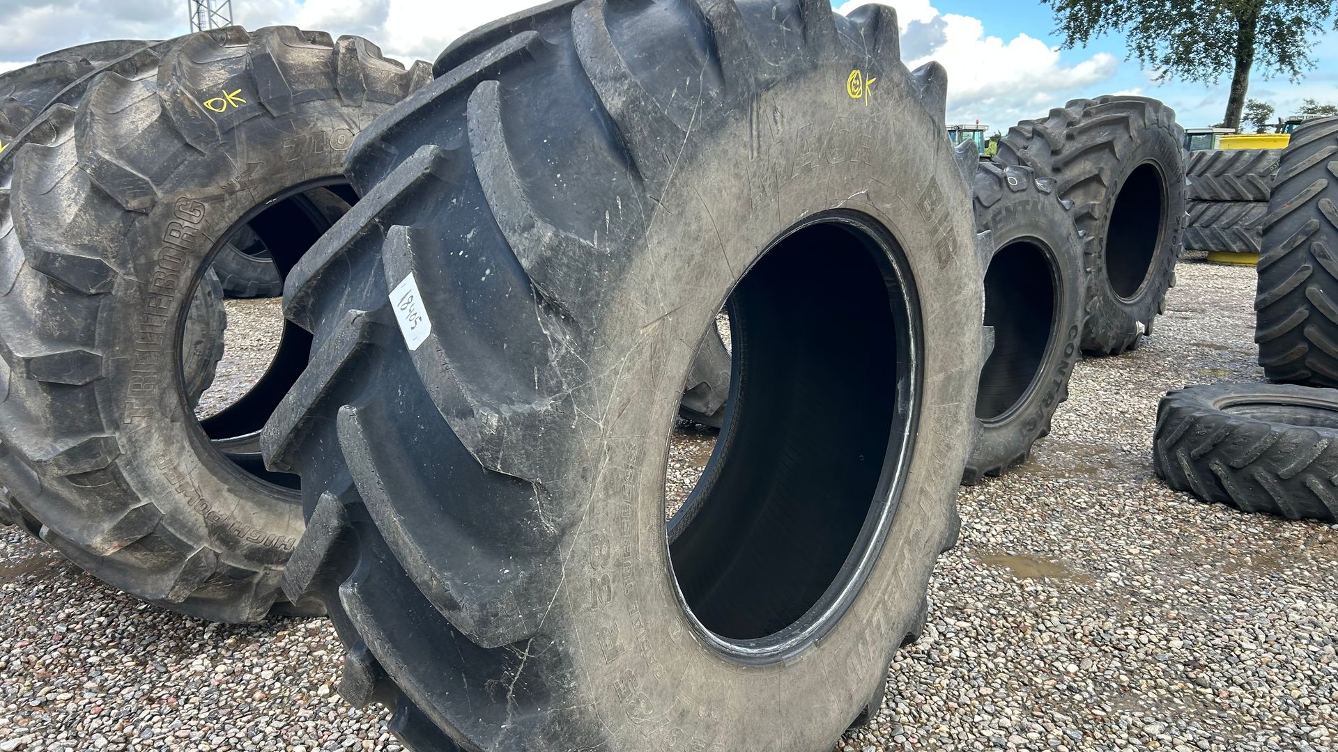 Michelin 650/85R38