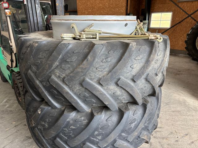 Datho 620/70R42-540/65R30