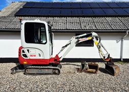 Takeuchi TB216 Tiltman fste og skovlst 3000 timer og rgang 2019