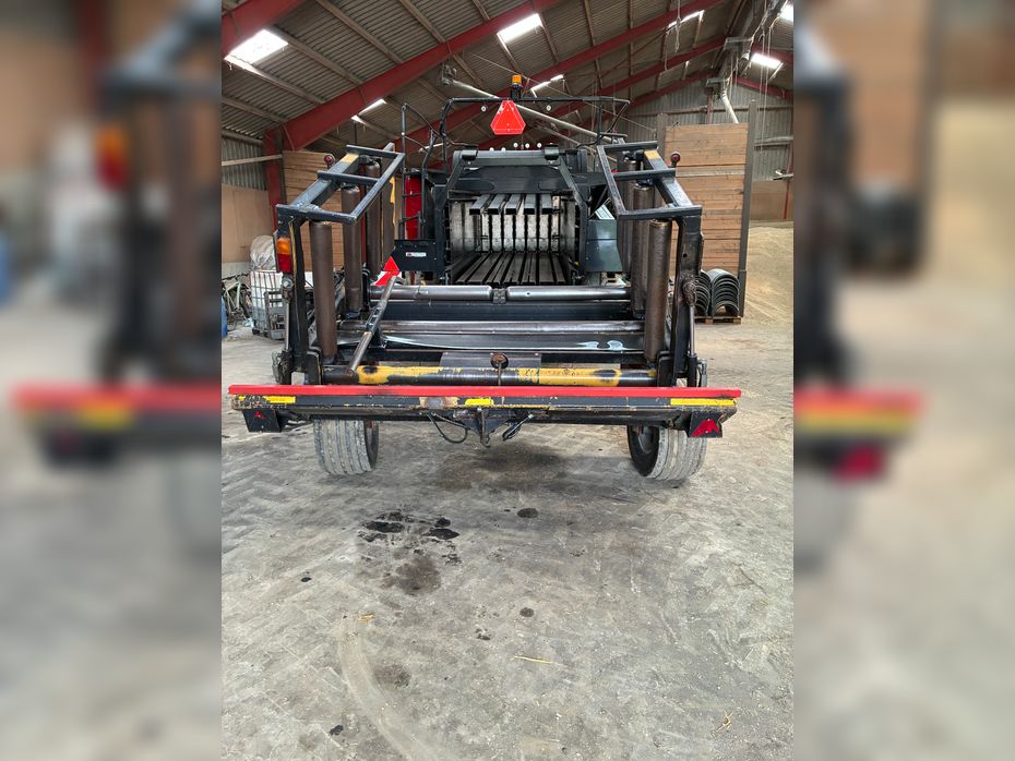 Case IH LB 434 R - Pressere - Bigballe - 4