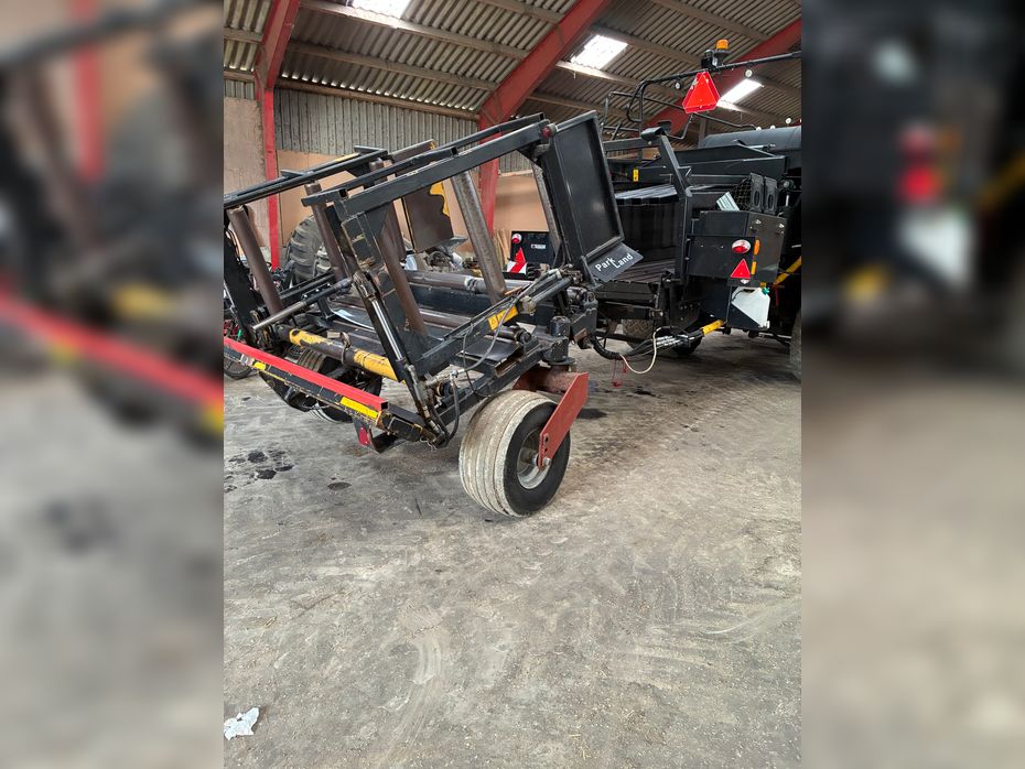 Case IH LB 434 R - Pressere - Bigballe - 3