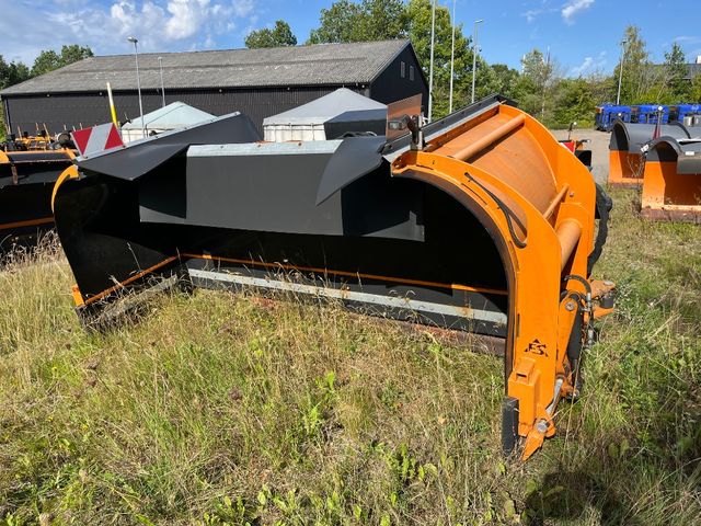 Europe Service U Trio 34-50