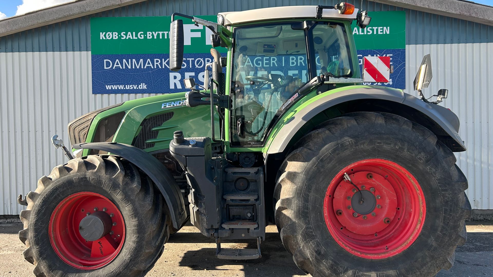Fendt 828 Vario S4 Profi Plus Alt Udstyr: Front PTO, VarioGrip