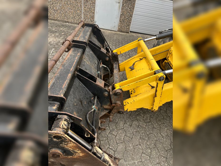 New Holland B110.B PT/SS - Rendegravere - 5