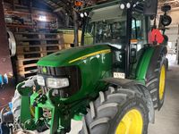 John Deere 5820 - Traktorer - Traktorer 4 wd - 1