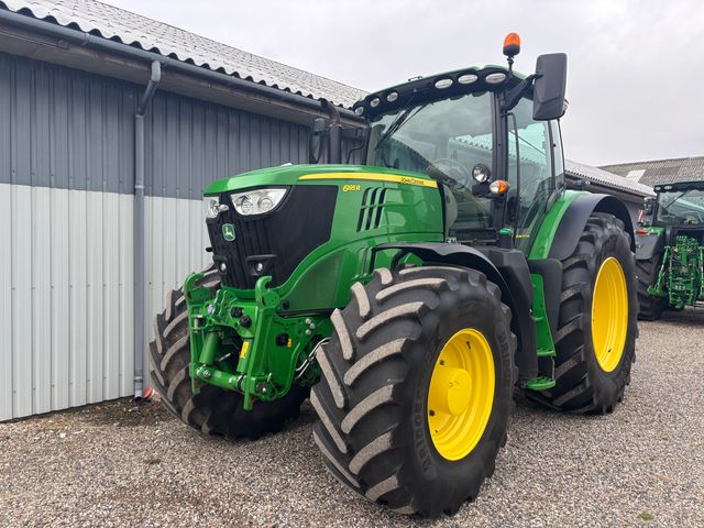 John Deere 6195R