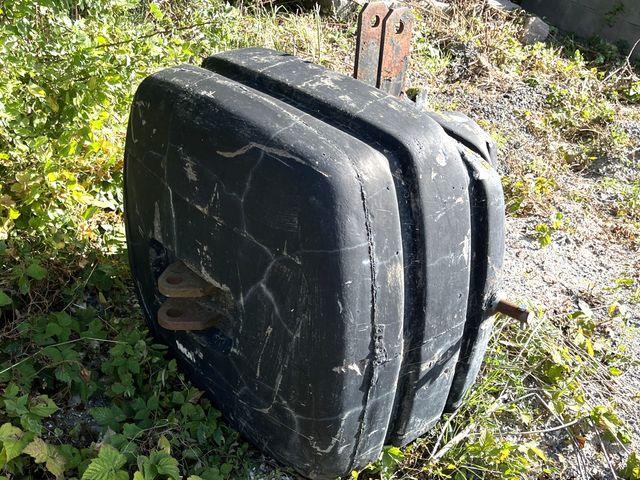 Frontvægt NN 1000 KG 