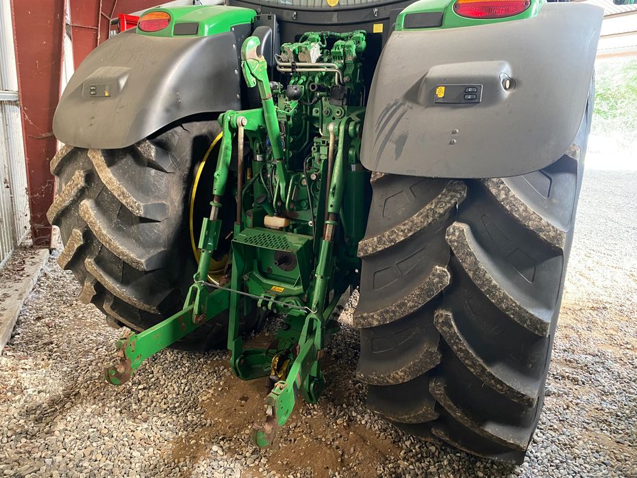 John Deere 6175R - Traktorer - Traktorer 4 wd - 4