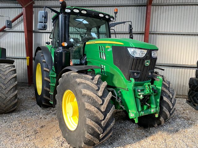 John Deere 6175R