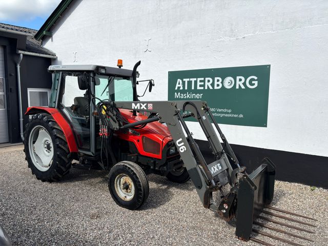 Massey Ferguson 4225