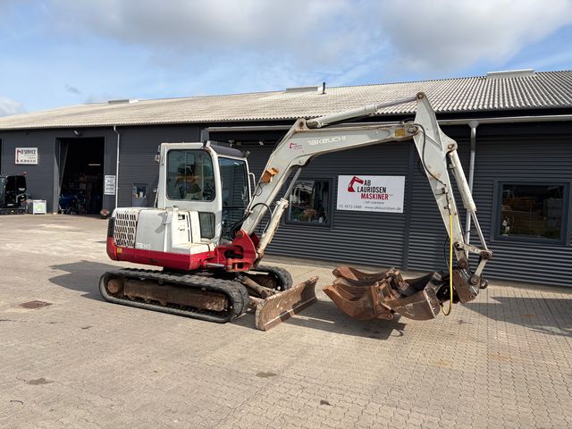 Takeuchi TB145