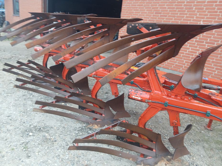 Kuhn Multi Master 110 med Hydraulisk udløsser Multi Master 110 - Plove - Vendeplove - 2