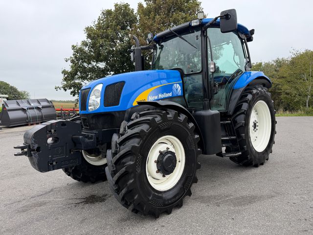New Holland T6030