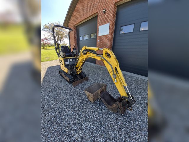 New Holland E10SR