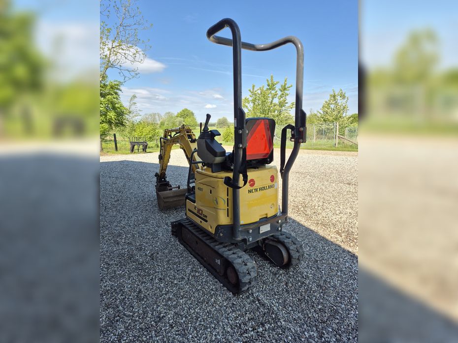 New Holland E10SR - Minigravere - 2