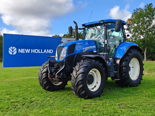 New Holland T7.170