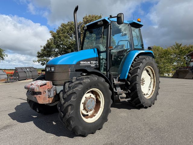 New Holland TS110