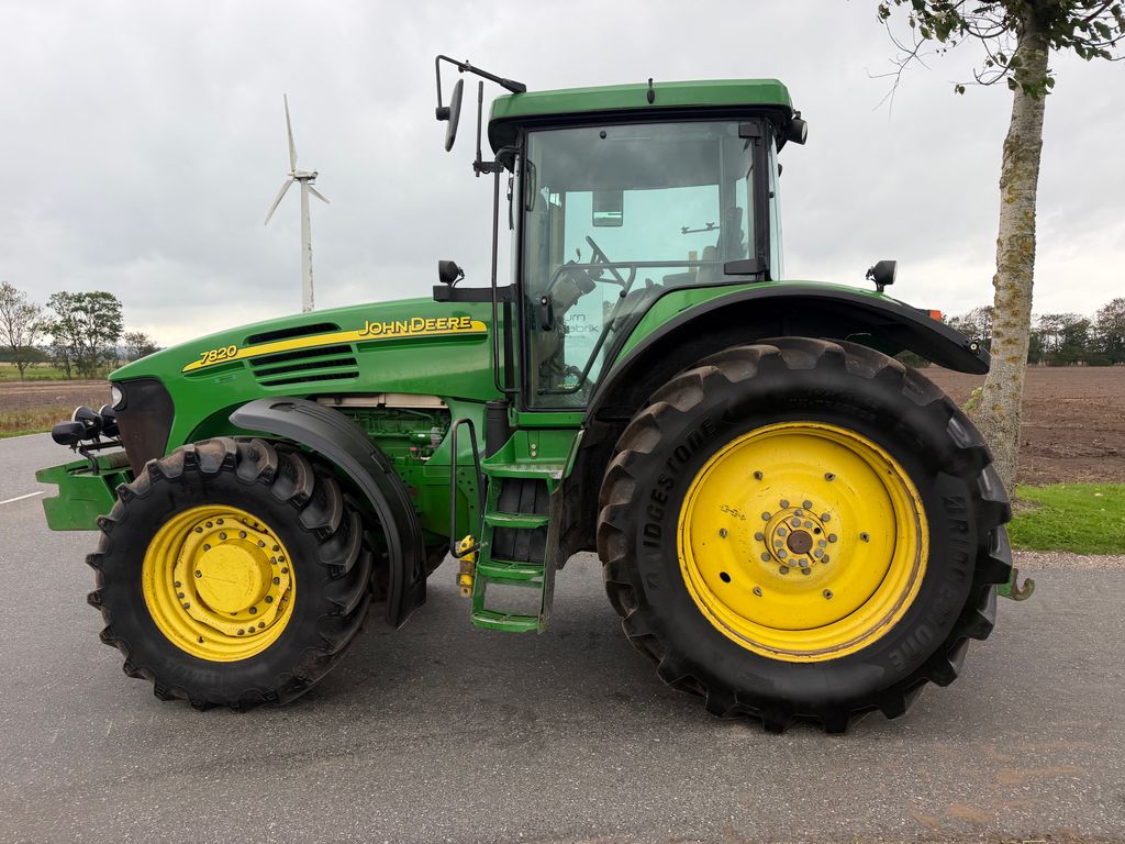 John Deere 7820 Fin brugt traktor med Hitchkrog, TLS affjedret foraksel mm – billede 8