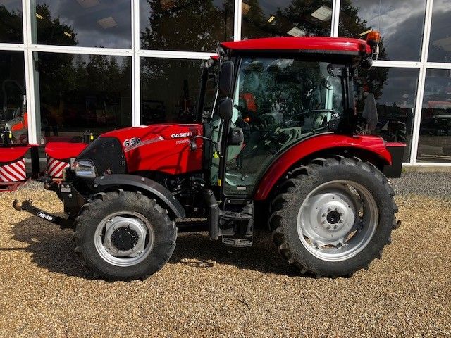 Case IH Farmall 65A
