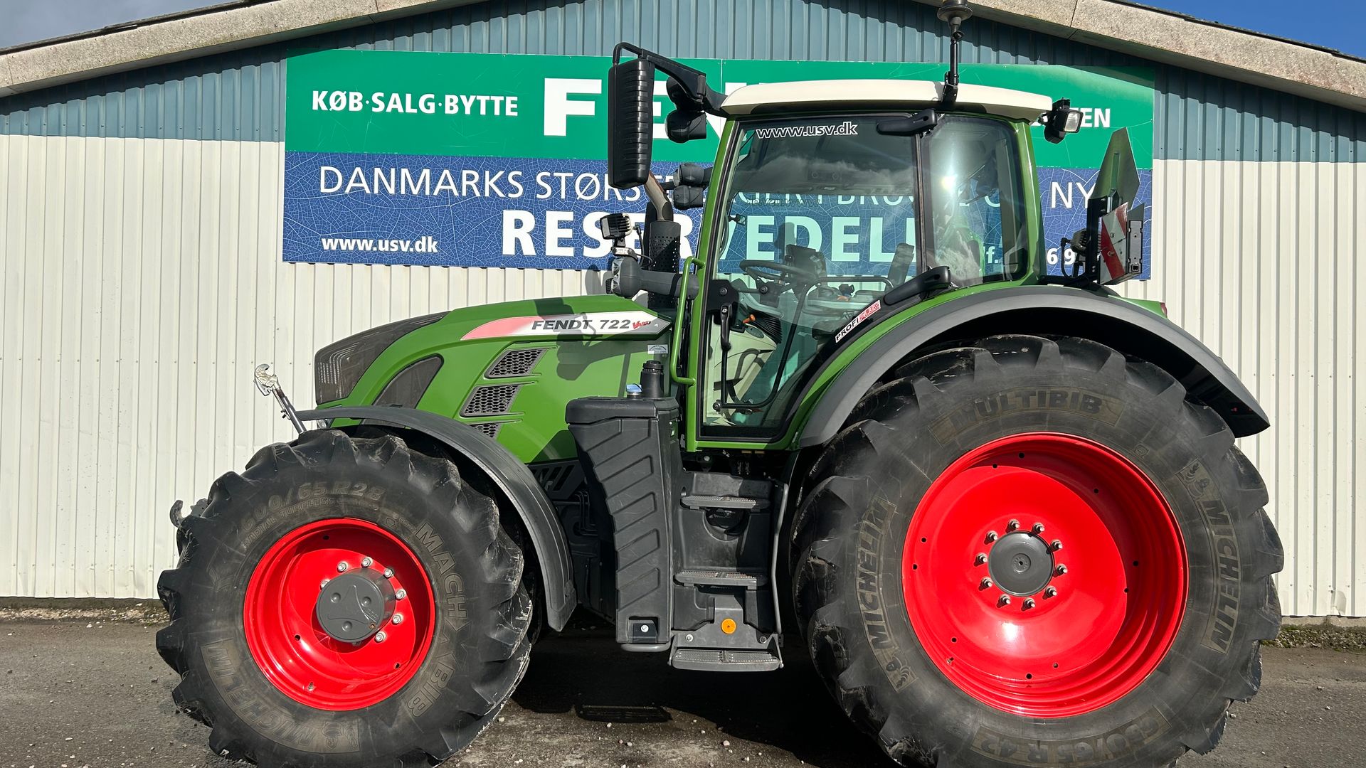 Fendt 722 Vario S4 Profi Plus Med Front PTO
