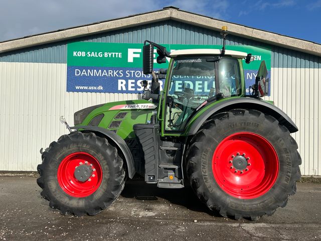 Fendt 722 Vario S4 Profi Plus 