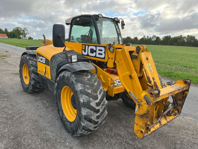 JCB 531-70