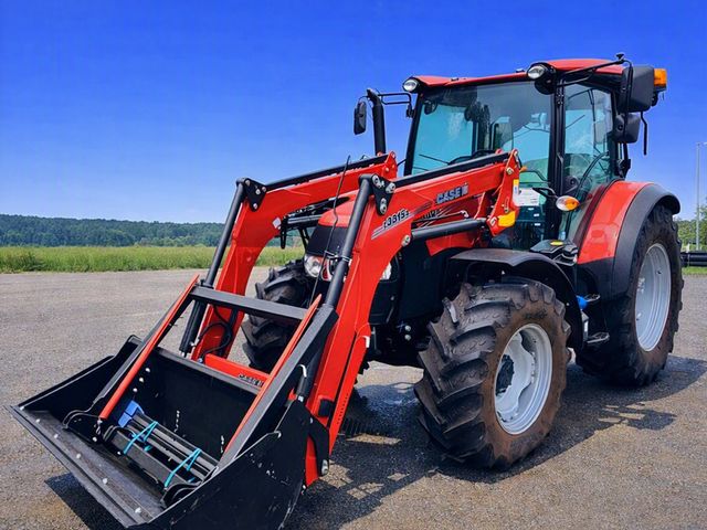 Case IH Farmall 100 A