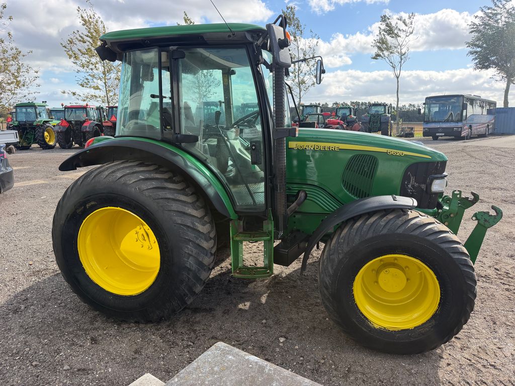 John Deere 5620 Fin bette traktor, kun 3800 timer – billede 4