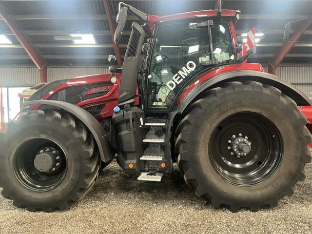 Valtra Q305 