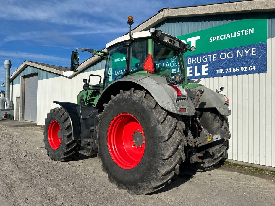 Fendt 824 Vario SCR Profi Plus Luftbremser - Traktorer - Traktorer 4 wd - 5