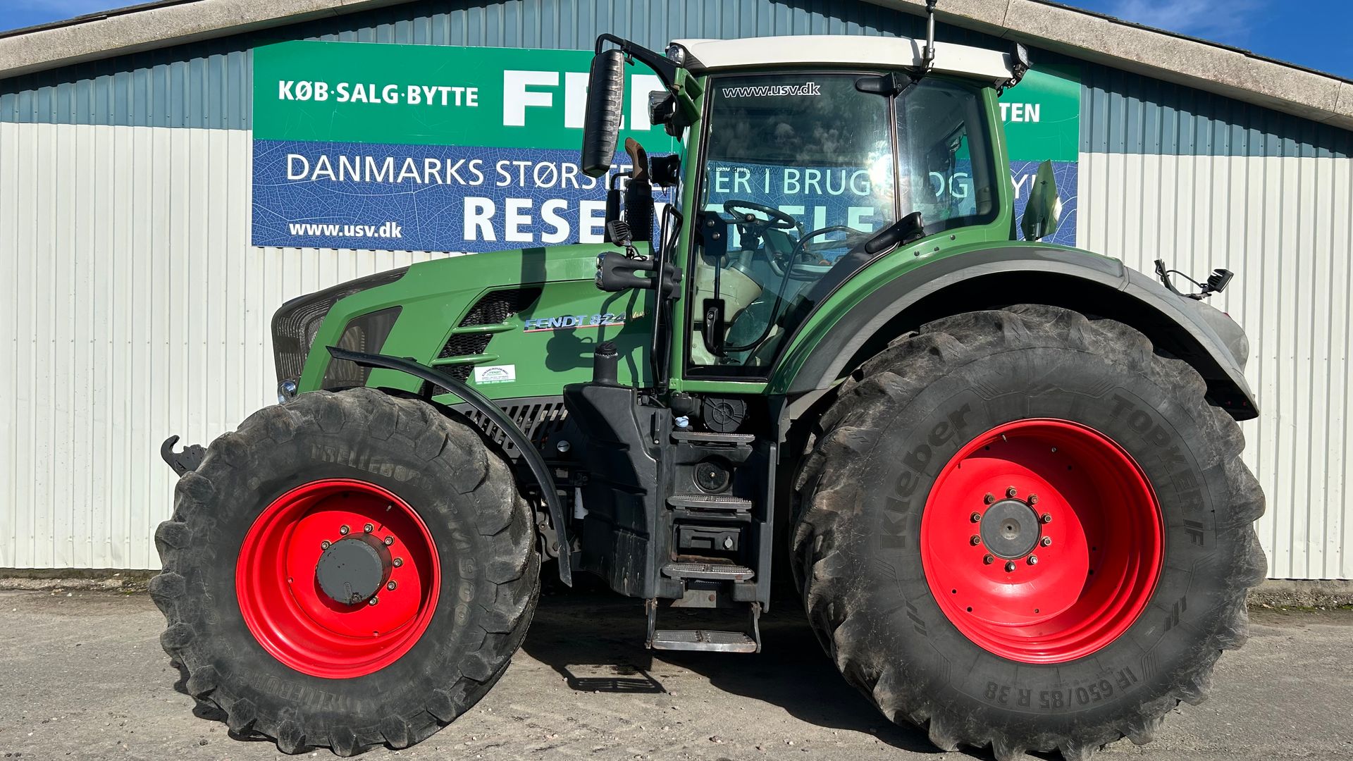 Fendt 824 Vario SCR Profi Plus Luftbremser