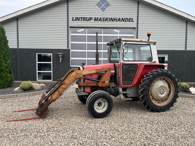 Massey Ferguson 575