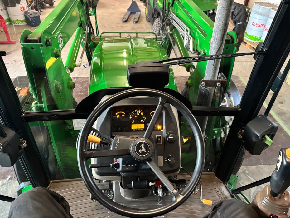 John Deere 5090 M med John Deere 583 Frontlæsser - Traktorer - Traktorer 4 wd - 23