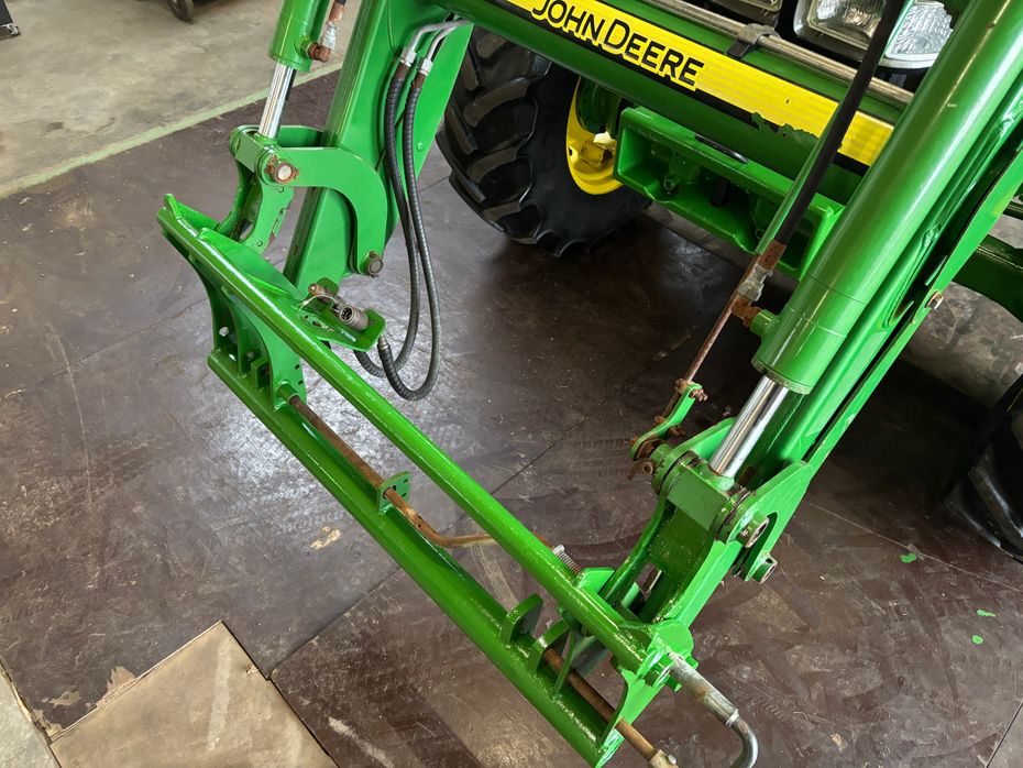 John Deere 5090 M med John Deere 583 Frontlæsser - Traktorer - Traktorer 4 wd - 15