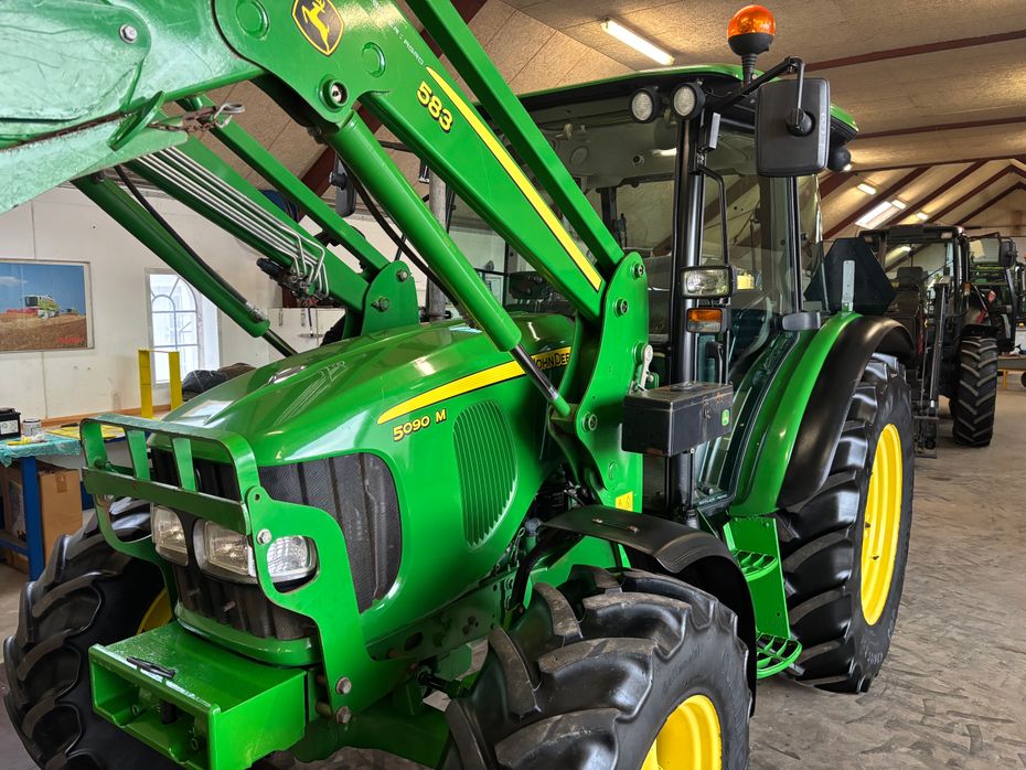 John Deere 5090 M med John Deere 583 Frontlæsser - Traktorer - Traktorer 4 wd - 12