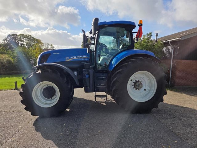 New Holland T7.270 AC
